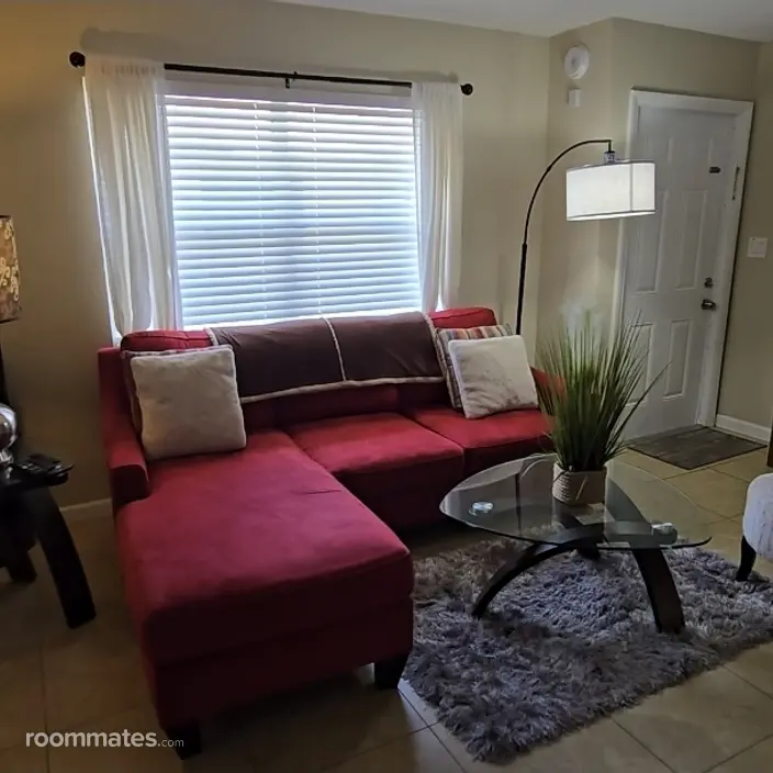 Room for rent in Fort Myers, FL $950, house