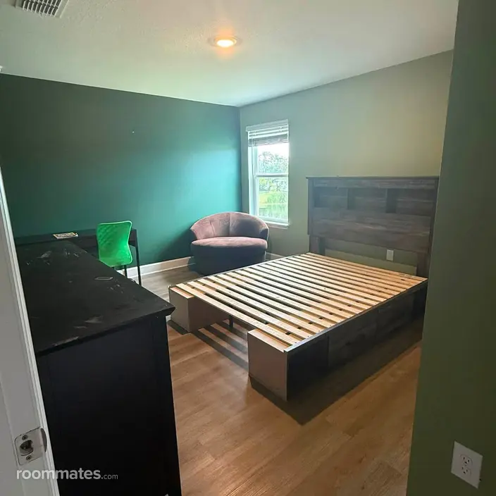 Room for rent in Bradenton, FL $1000, house