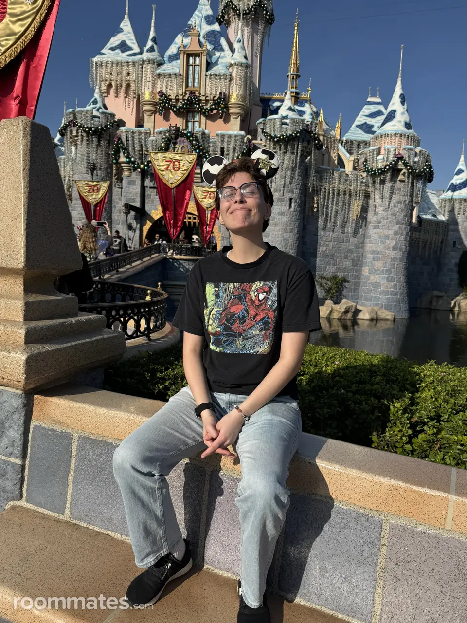 Profile photo 4 of 4