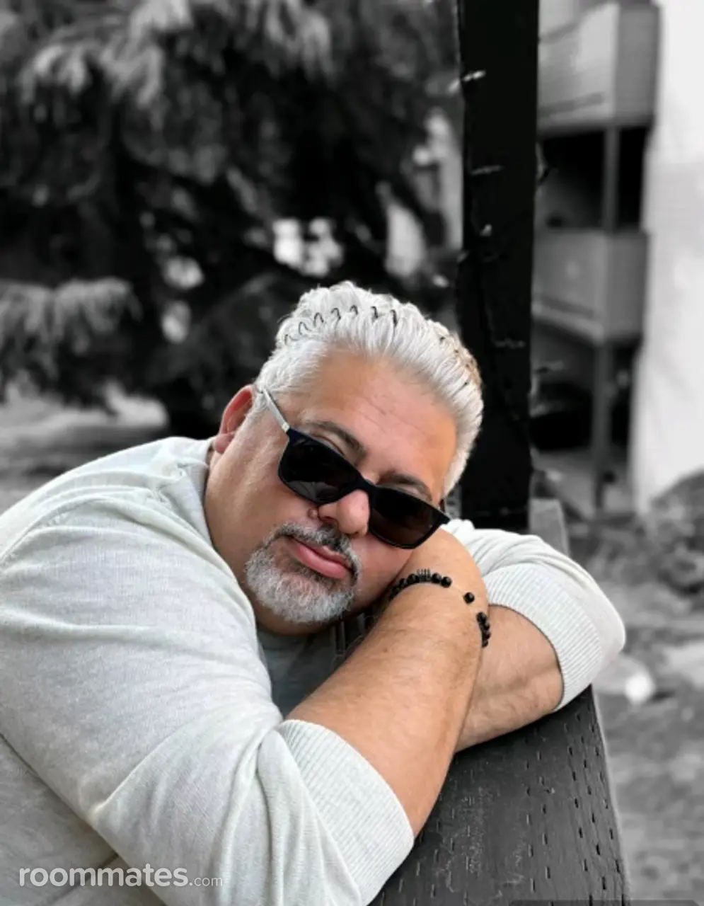 Profile photo 6 of 9
