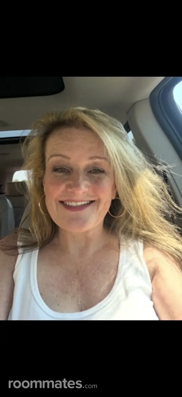 Profile photo 4 of 4