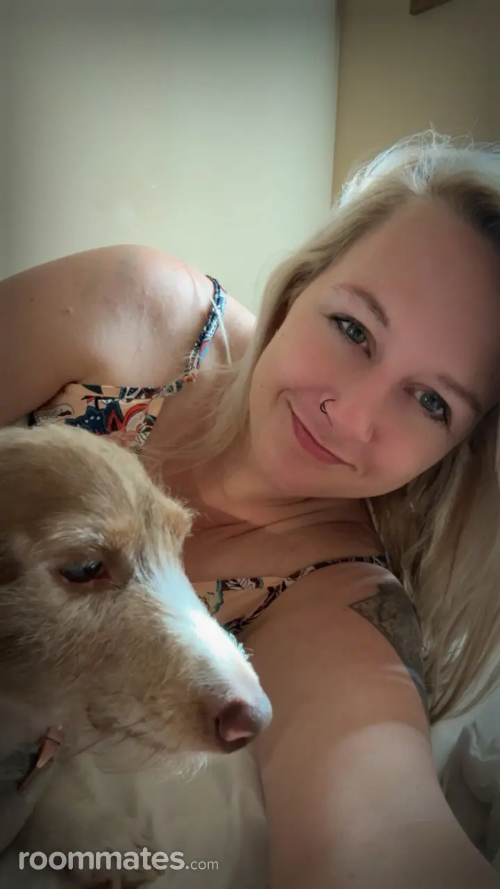 Profile photo 3 of 4