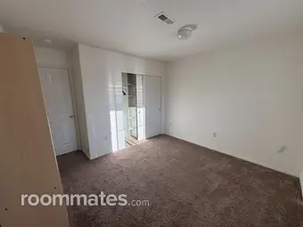Room for rent in Hillsboro, OR $1200, townhouse