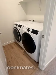 Room for rent in Layton, UT $950, townhouse