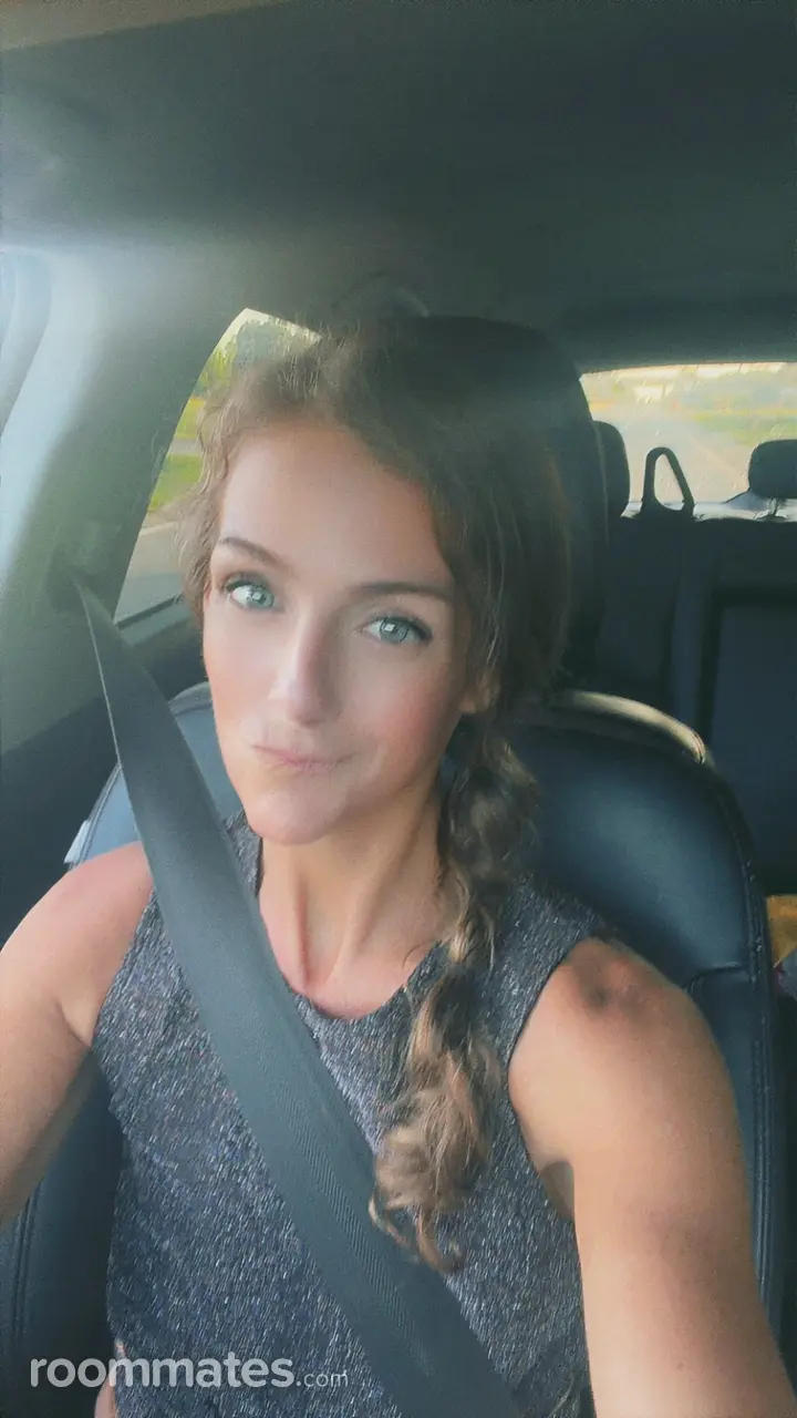 Profile photo 4 of 4