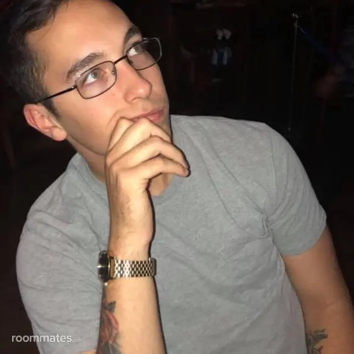 Roommate looking Pomona, CA, $1200