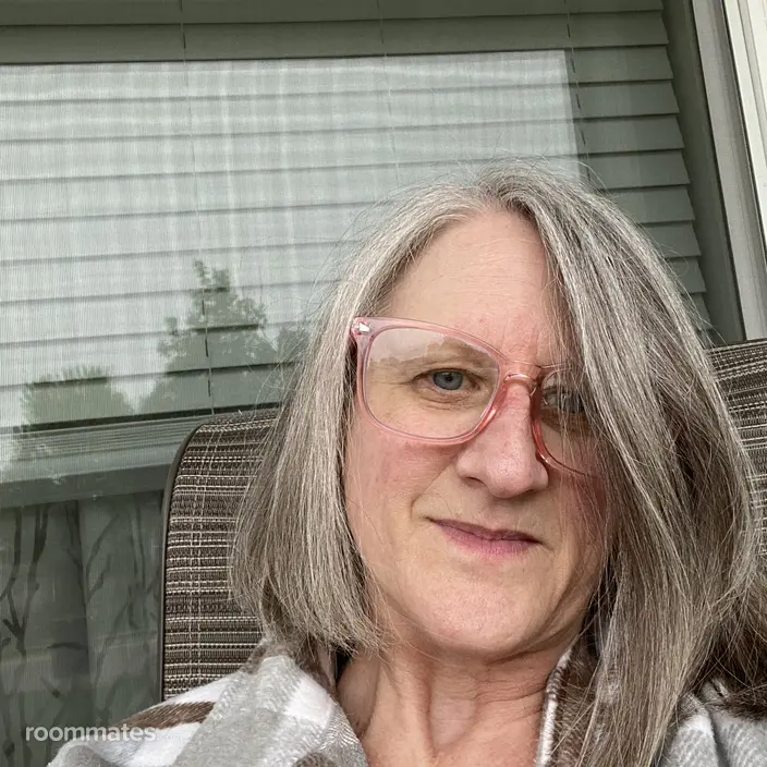 Roommate looking Gretna NE, $800
