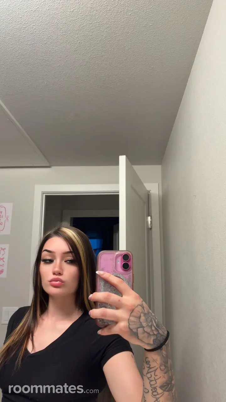 Profile photo 2 of 4