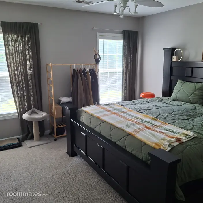 Room for rent in Charlotte, NC $1000, house