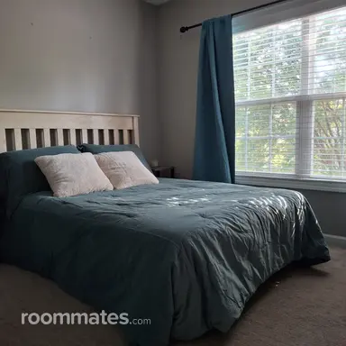 Room for rent in Charlotte, NC $800, house