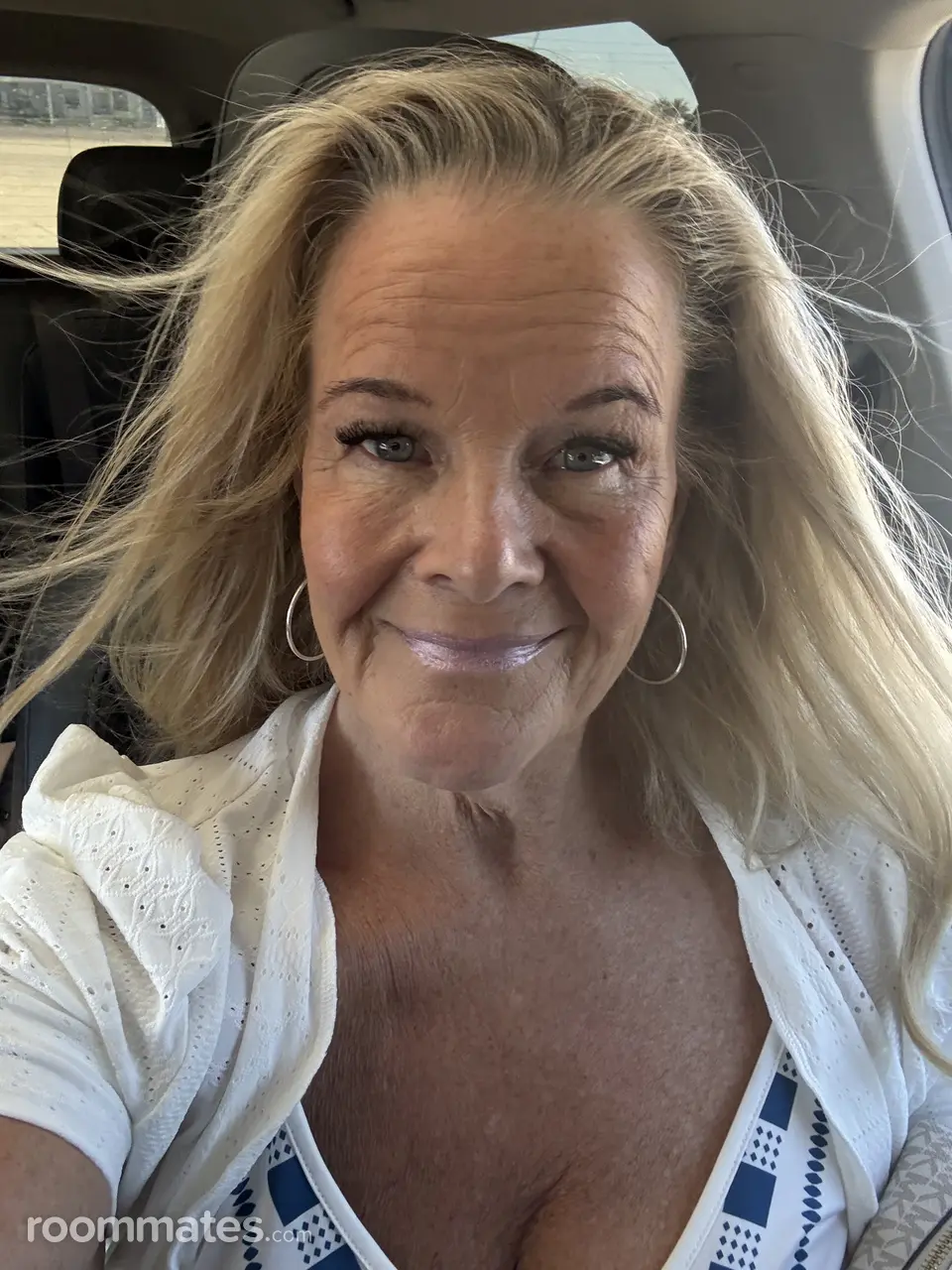 Profile photo 4 of 4