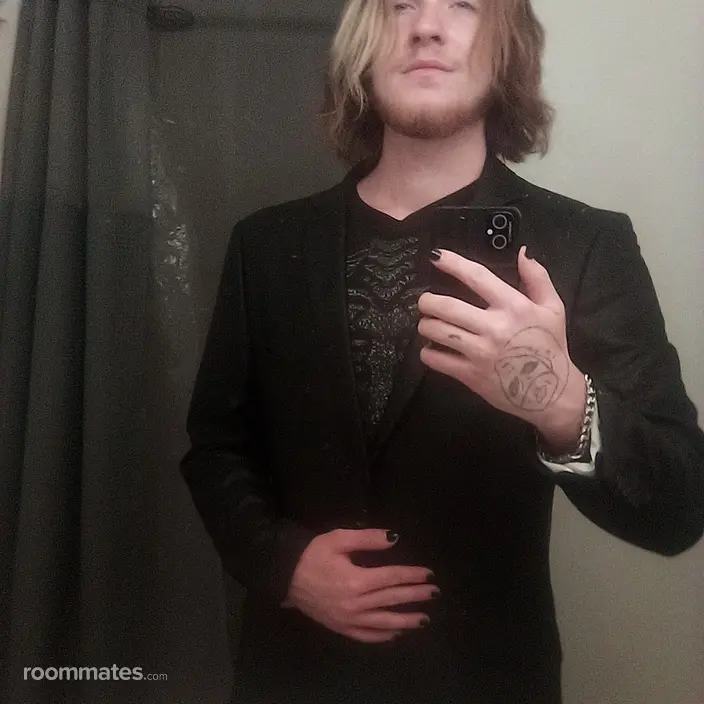 Roommate looking Denver, CO, $800