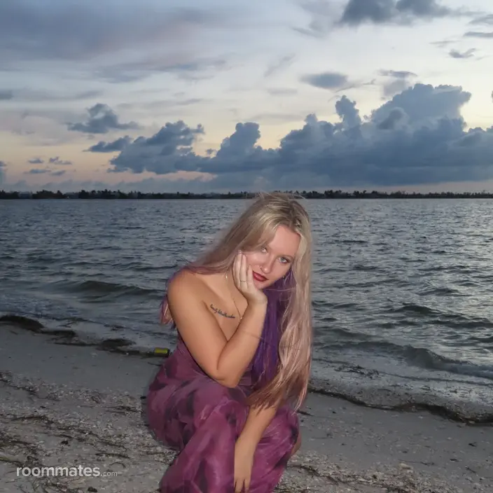Roommate looking Fort Myers, FL, $1000