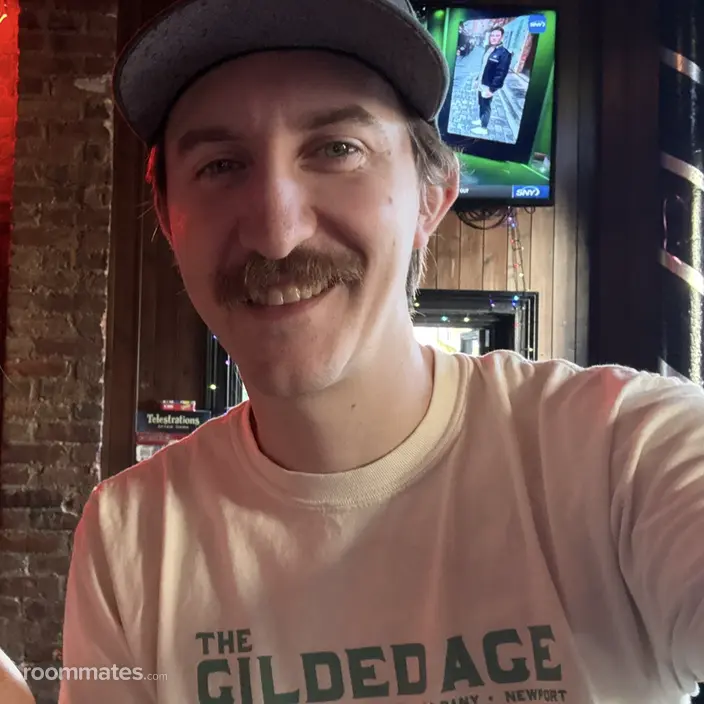 Roommate looking Brooklyn, NY, $2000