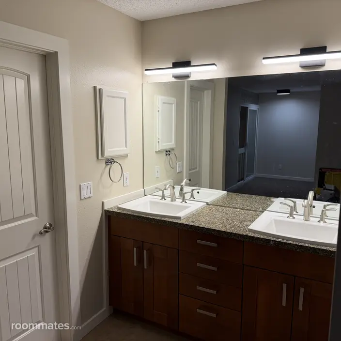 Room for rent in Aurora, CO $1250, townhouse