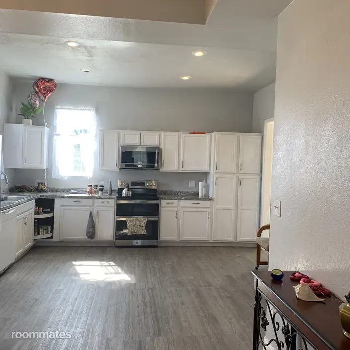 Room for rent in Alvarado, TX $900, house