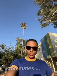 Roommate looking Los Angeles, CA, $1000
