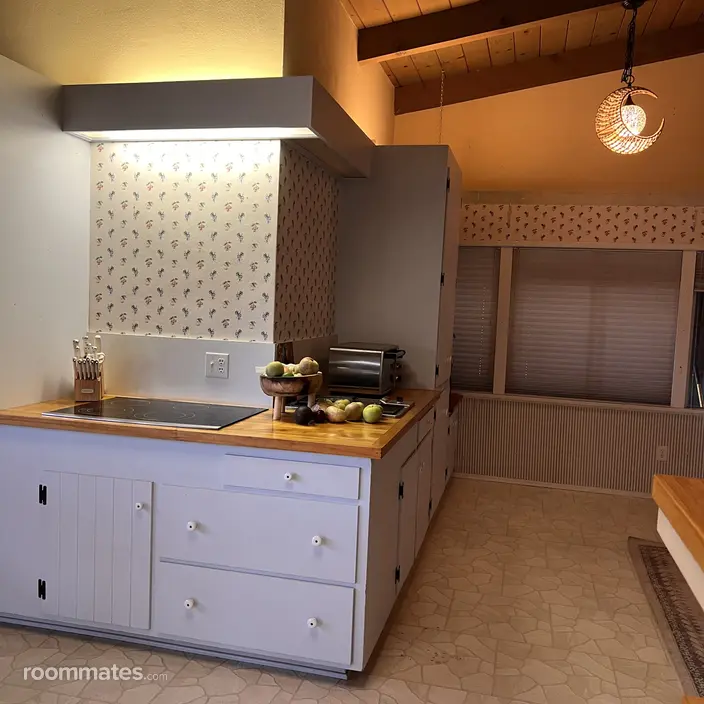 Room for rent in Escondido, CA $1100, house