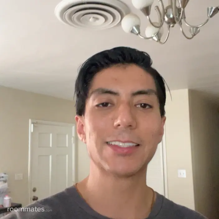 Roommate looking San Bernardino, CA, $800