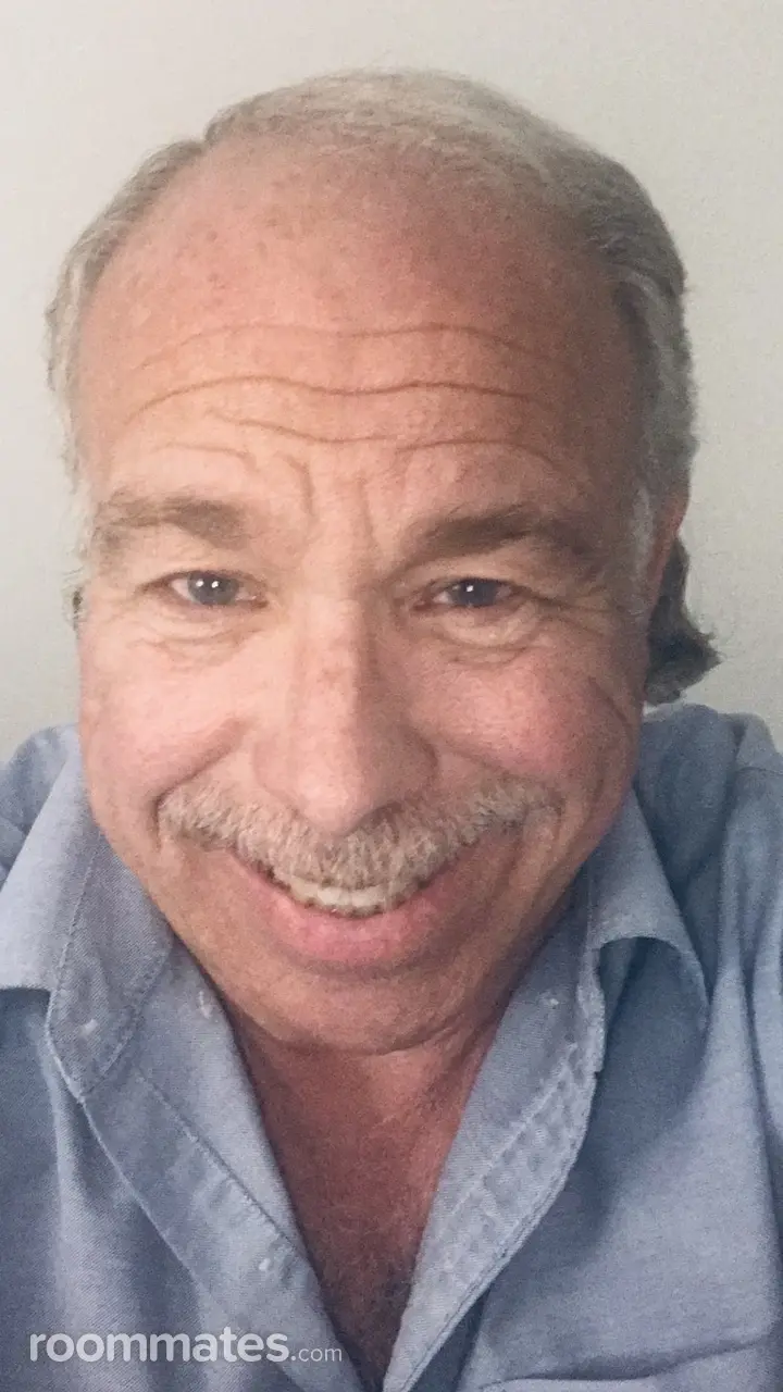 Profile photo 4 of 4