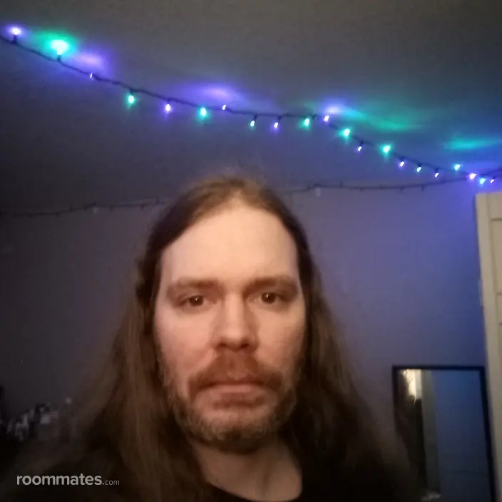 Roommate looking Portland, OR, $700