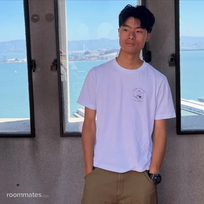 Roommate looking La Jolla, CA, $1500
