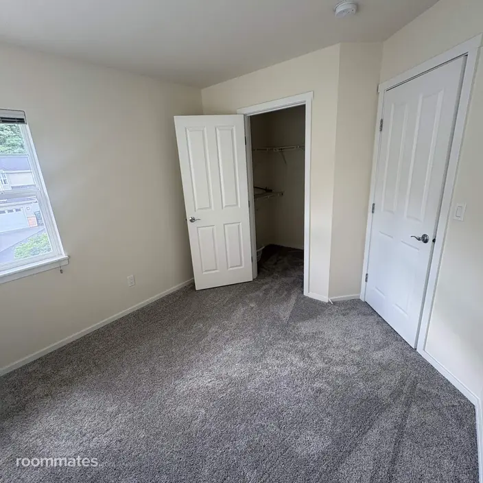 Room for rent in Issaquah, WA $1000, townhouse
