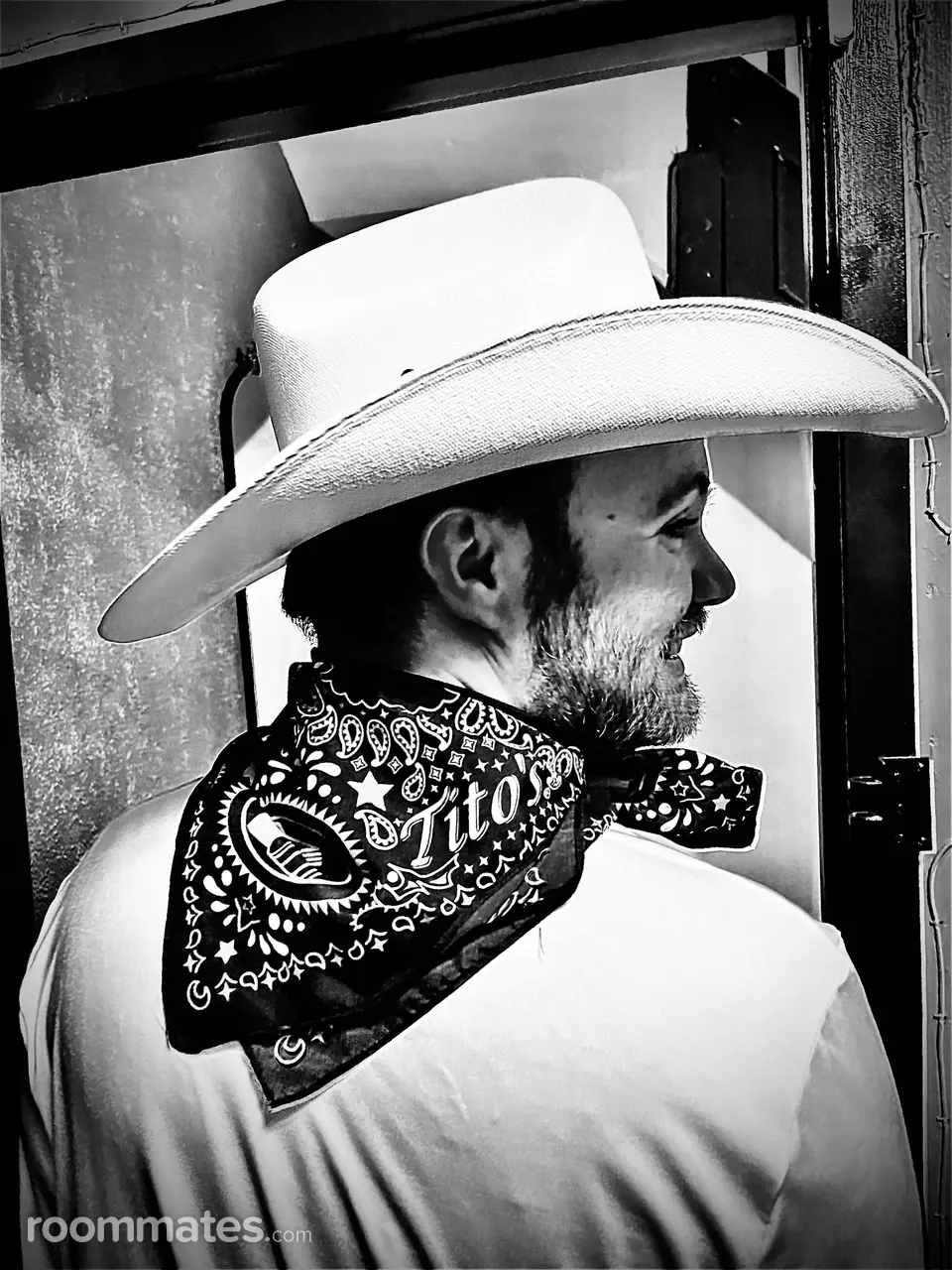 Profile photo 3 of 4