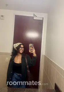 Roommate looking Foothill Ranch, CA, $1400