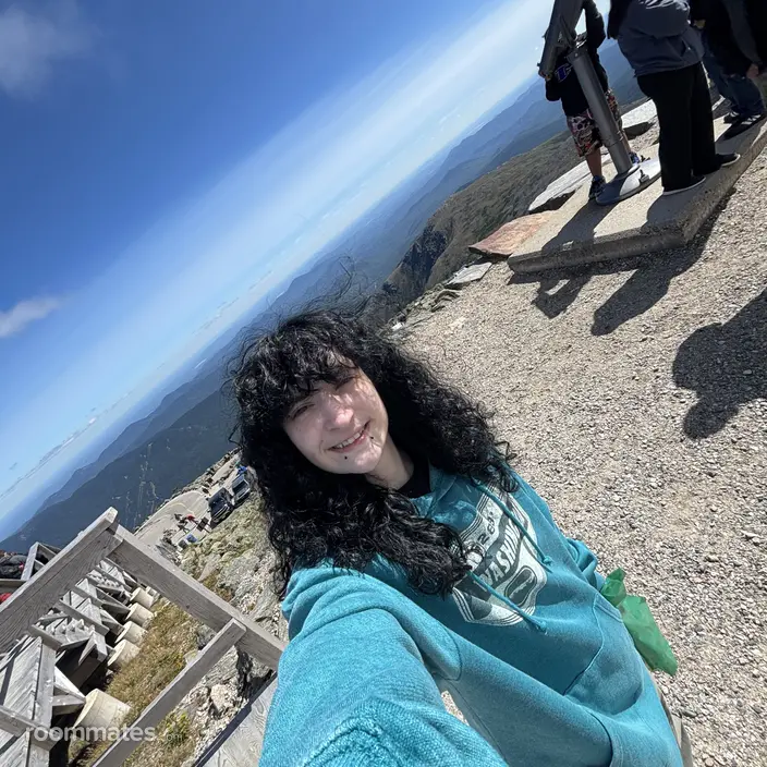 Roommate looking Salem, MA, $1400