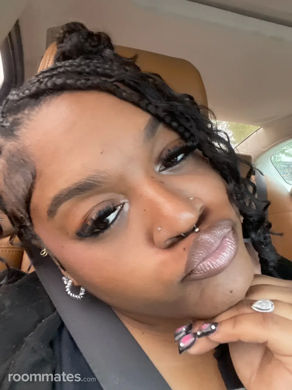 Profile photo 3 of 4