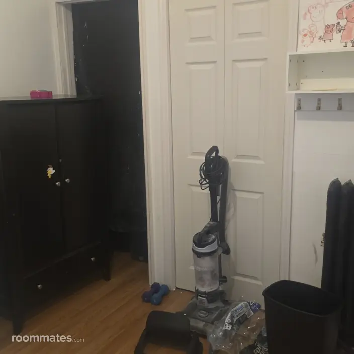 Room for rent in Bayonne, NJ $900, house