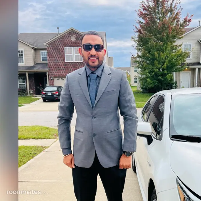 Roommate looking Tysons, VA, $1000