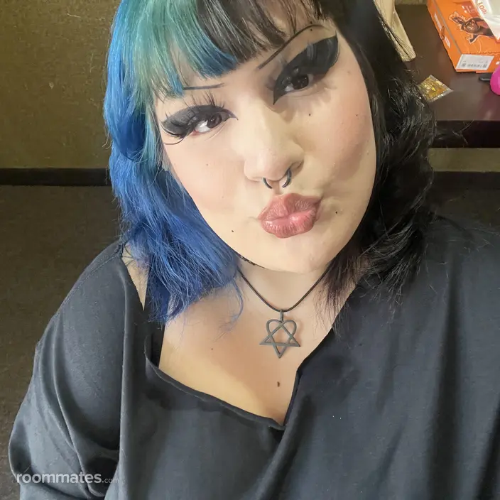 Roommate looking Santa Maria, CA, $1000