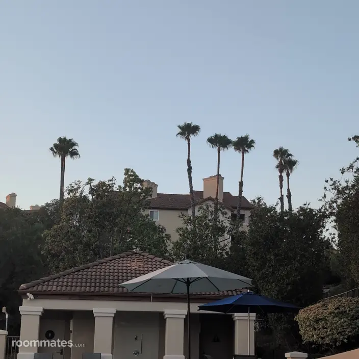 Room for rent in San Diego, CA $1275, condo