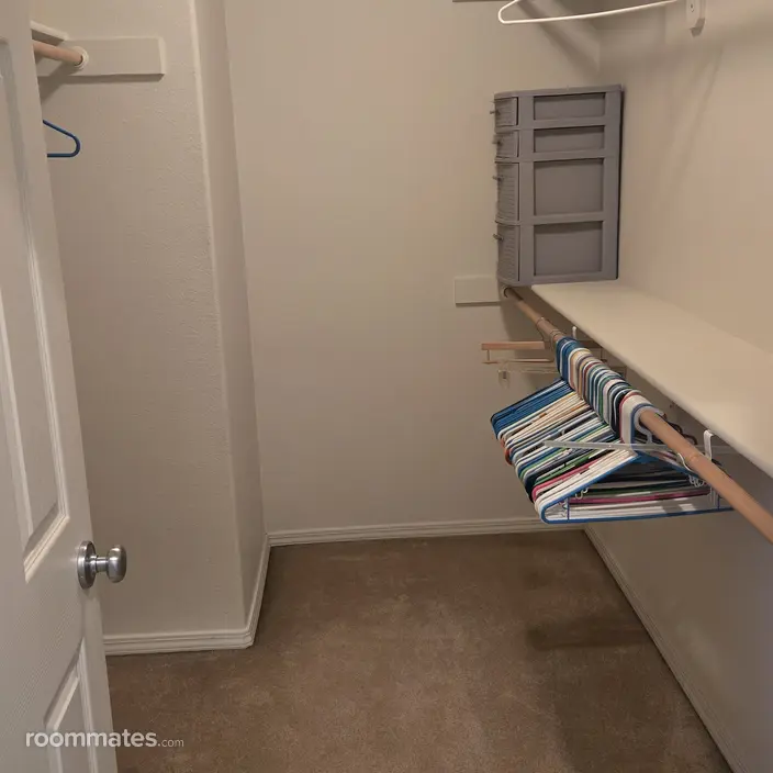 Room for rent in Hillsboro, OR $1200, house