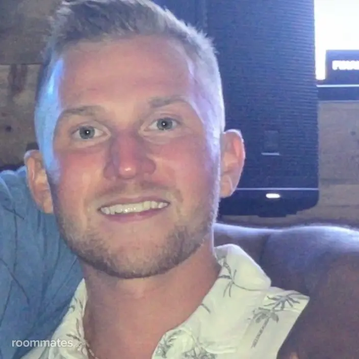 Roommate looking Tampa, FL, $1200