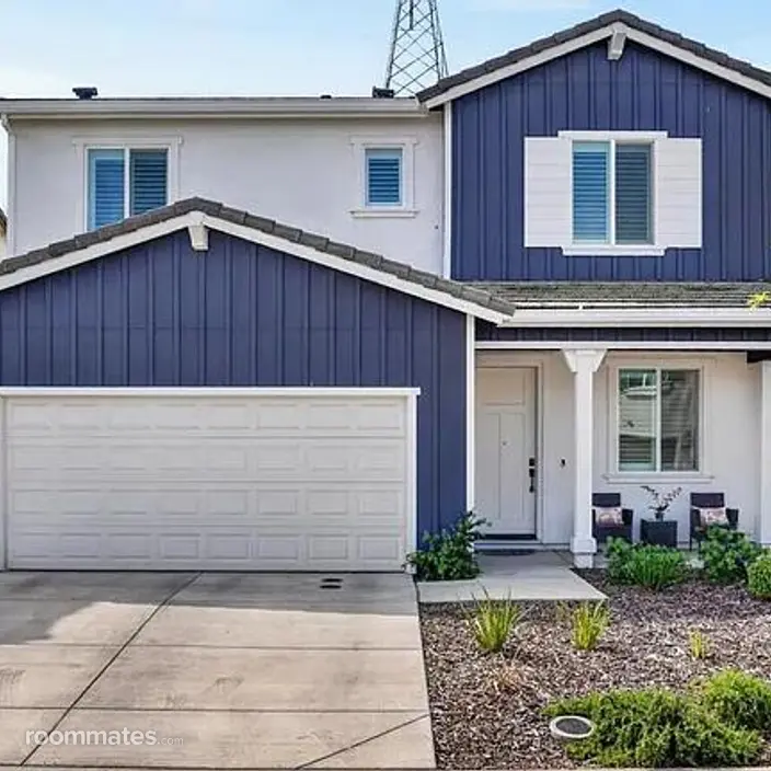 Room for rent in Roseville, CA $1800, house