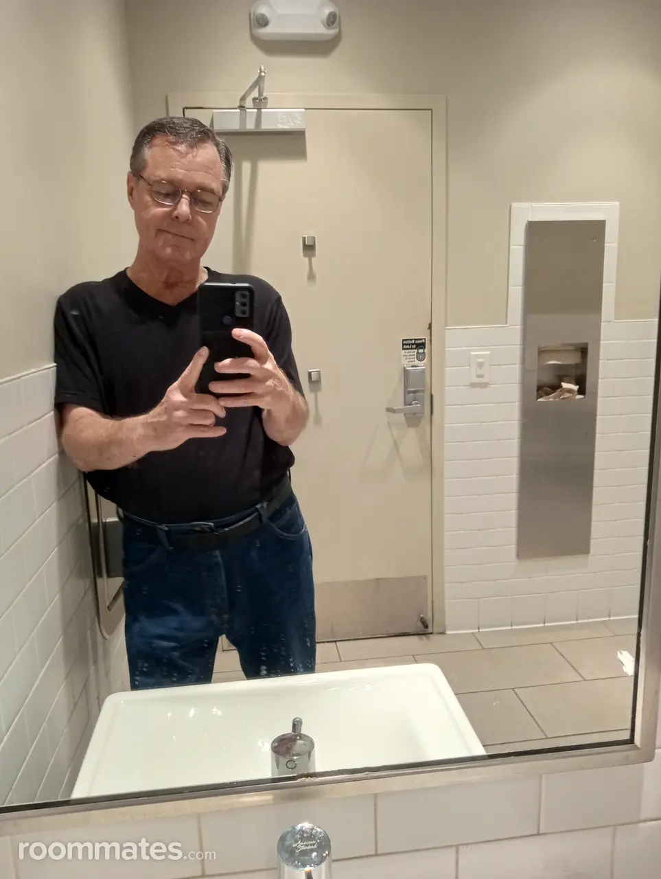 Profile photo 2 of 4