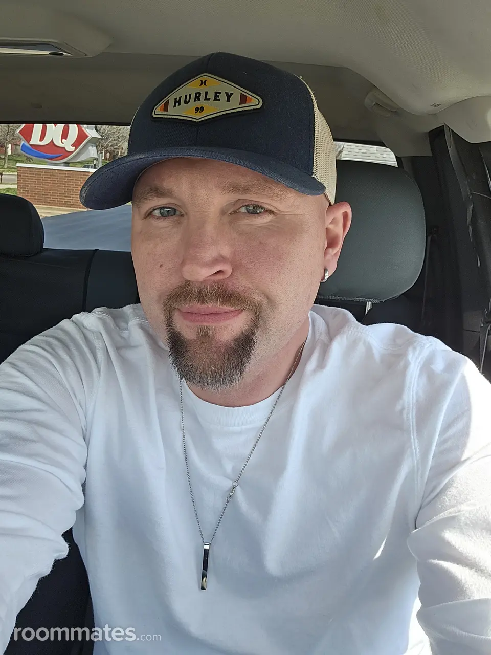 Profile photo 4 of 4