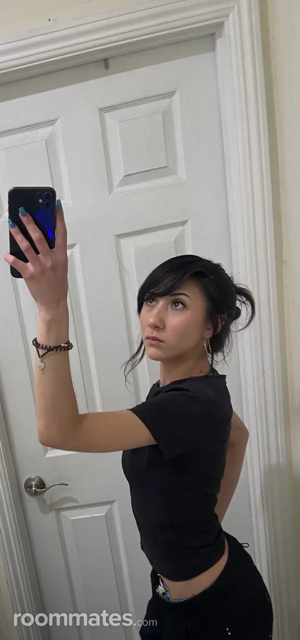 Profile photo 3 of 11