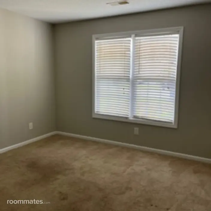 Room for rent in Rocky Mount, NC $750, house