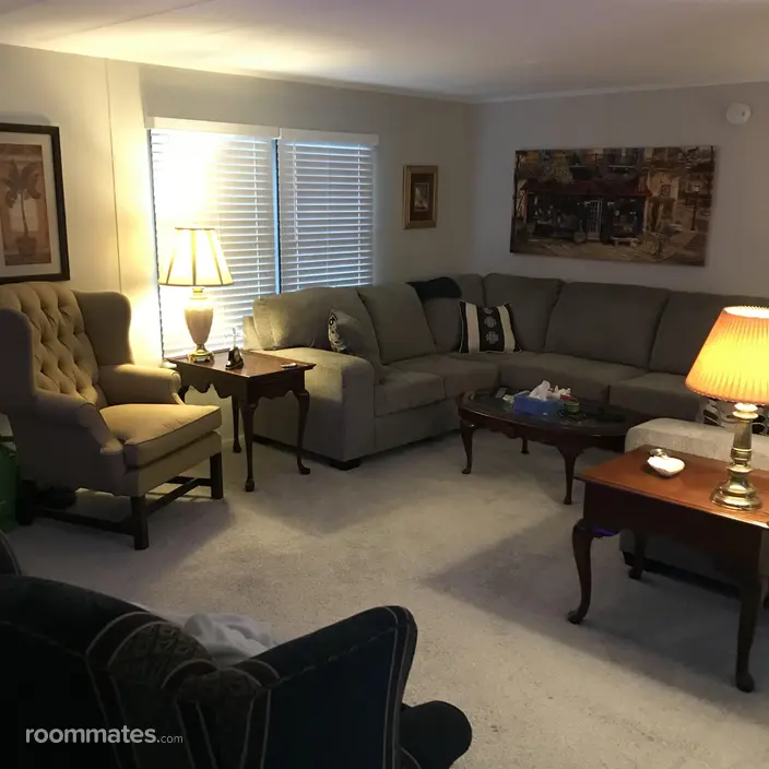 Room for rent in Rochester Hills, MI $750, house