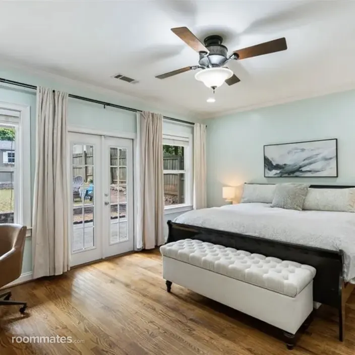 Room for rent in Atlanta, GA $1200, house