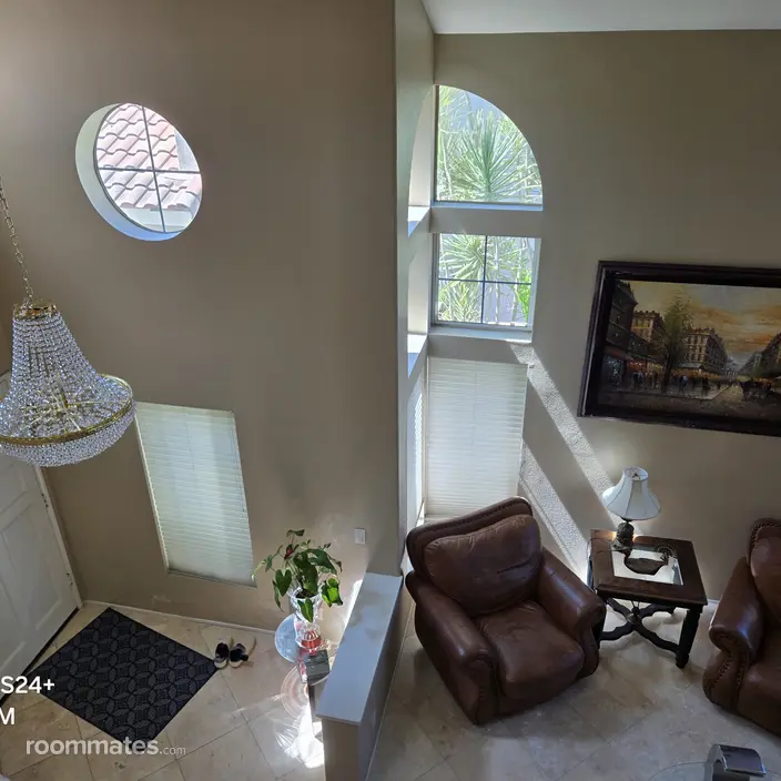 Room for rent in Anaheim, CA $1400, house