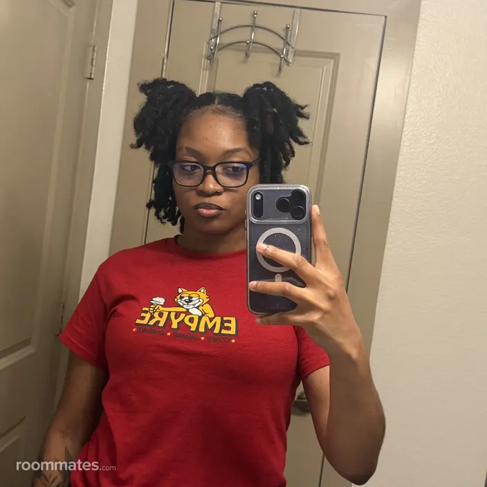 Roommate looking Dallas, TX, $800
