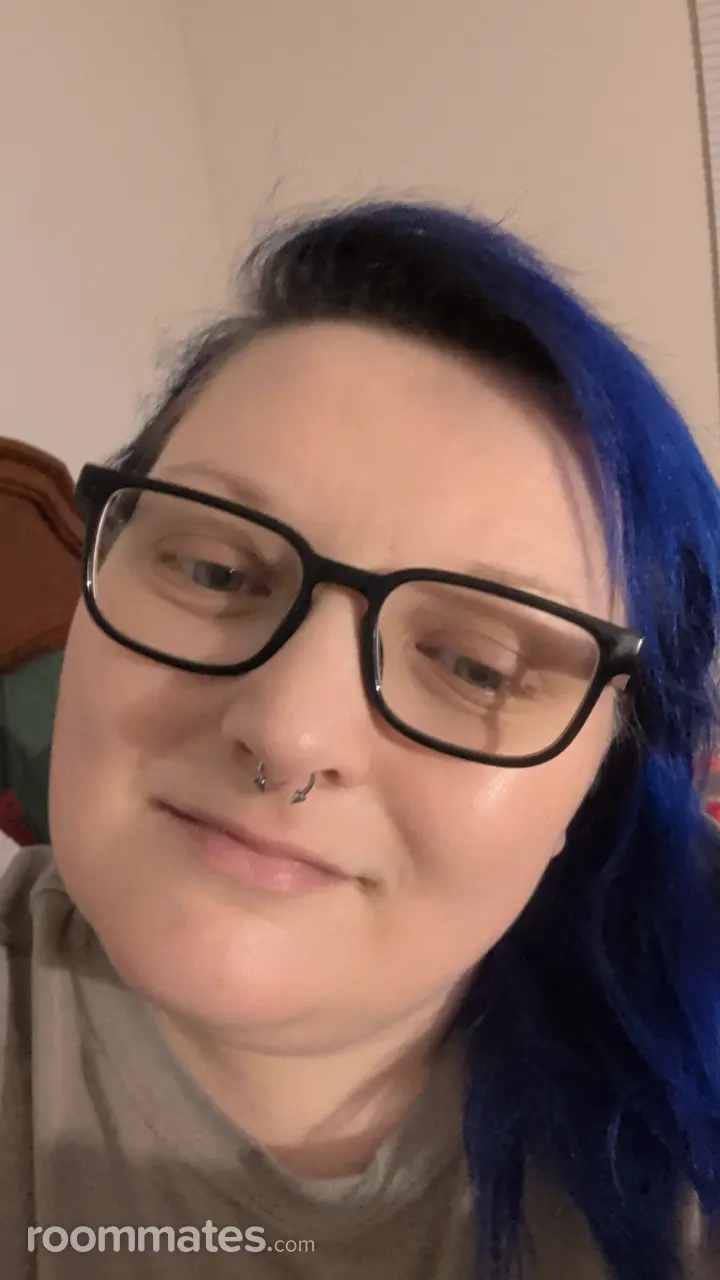 Profile photo 2 of 4