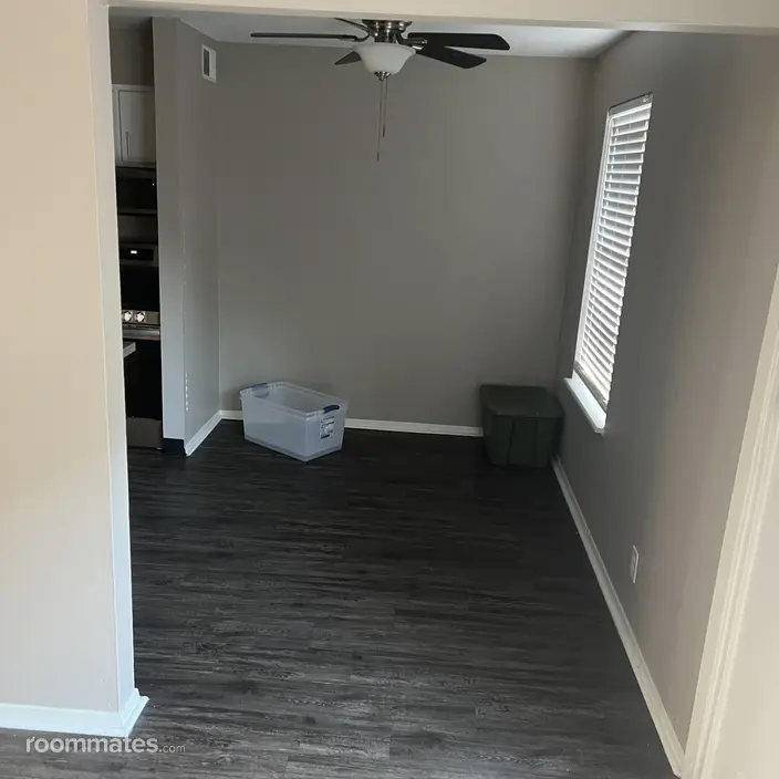Room for rent in Olathe, KS $750, apartment