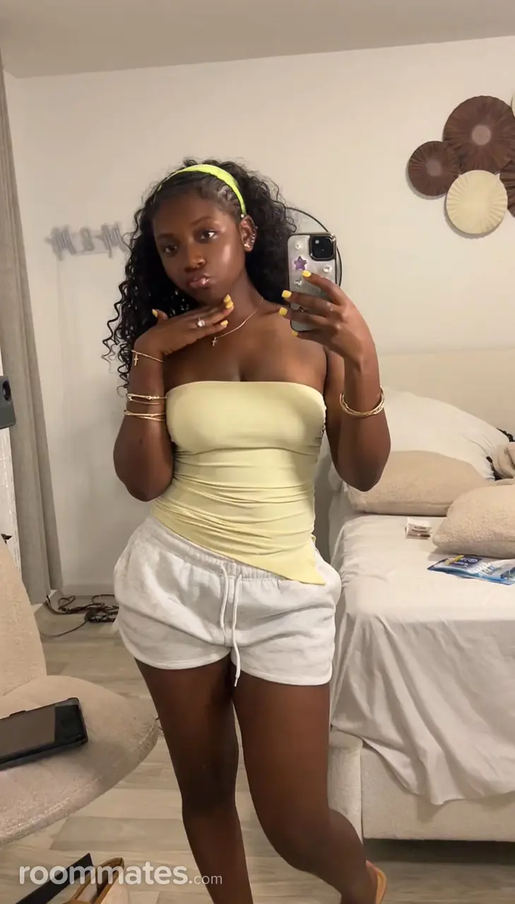 Profile photo 3 of 11