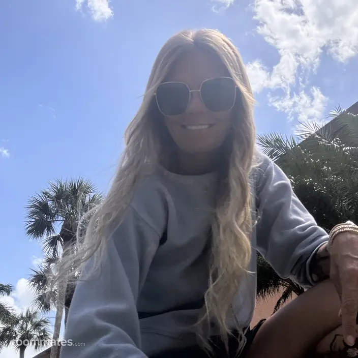 Roommate looking Marco Island, FL, $800